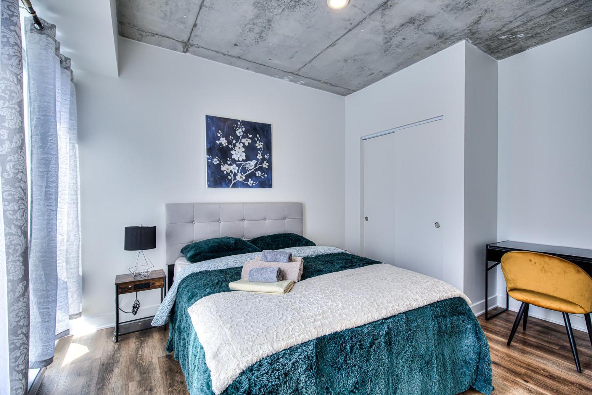 Apartment 2br+gym For Vip Corporate & Students Downtown Mtl *