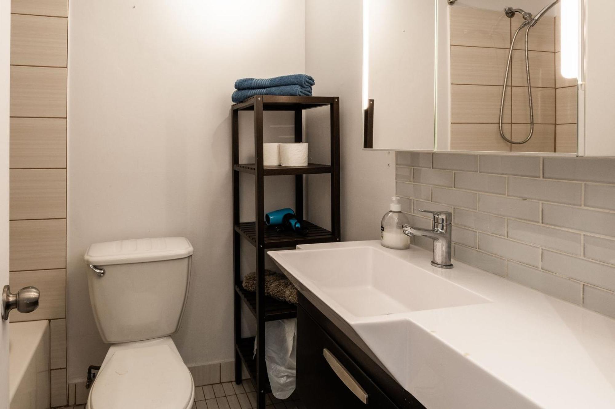 Apartment Cozy In Near Downtown - 101 Montreal