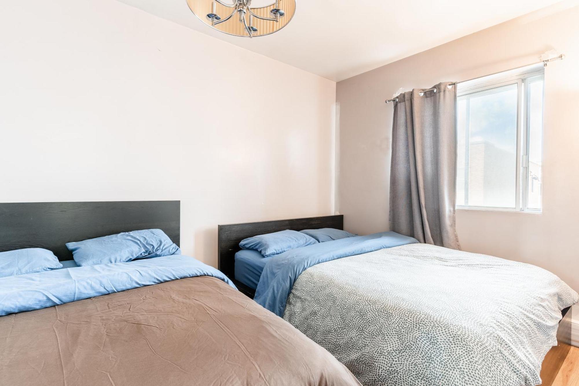 In The Heart Of Plateau Mont-royal - 105 Apartment Montreal