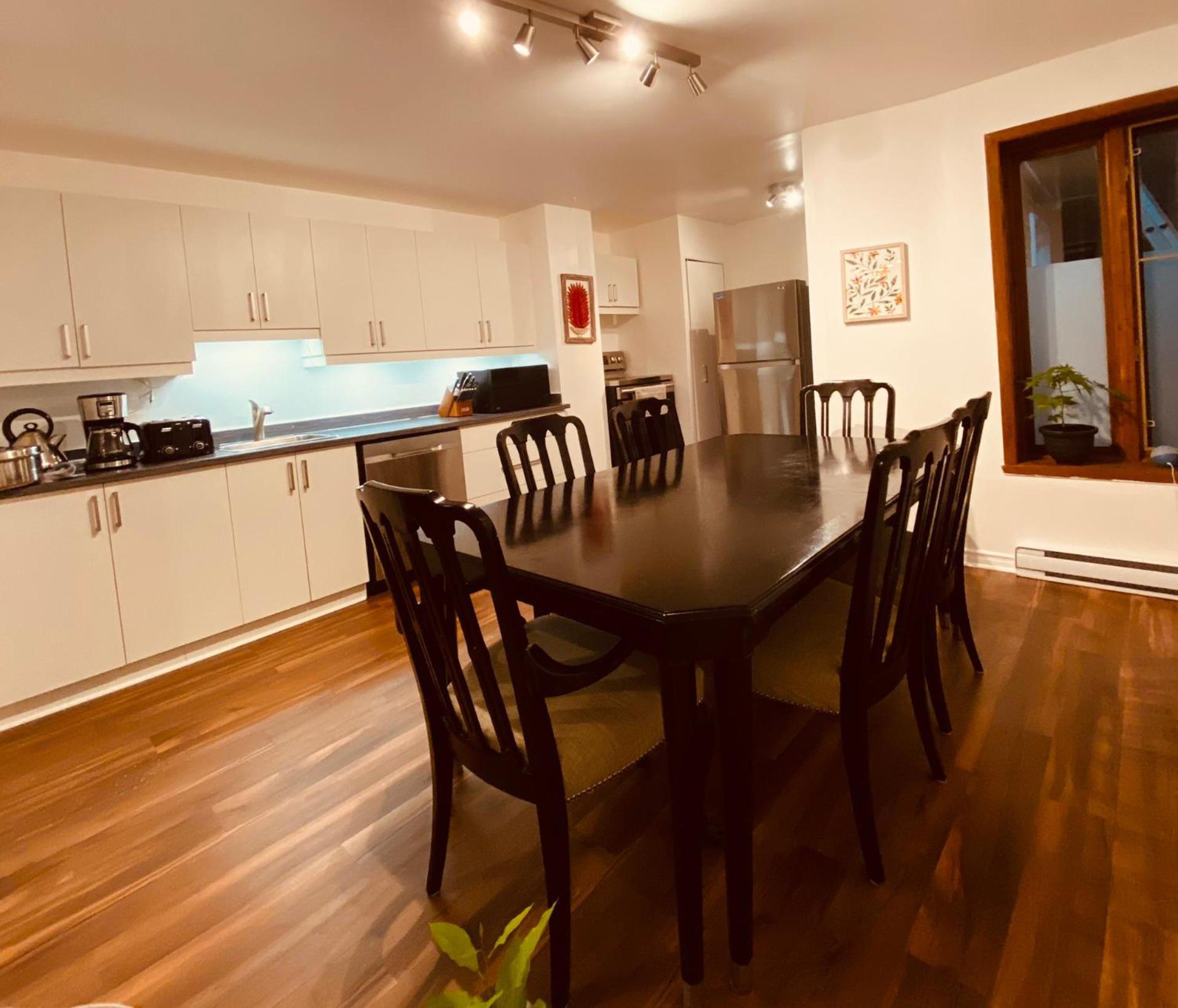 Lovely 2-bedroom At The Heart Of Le-plateau *