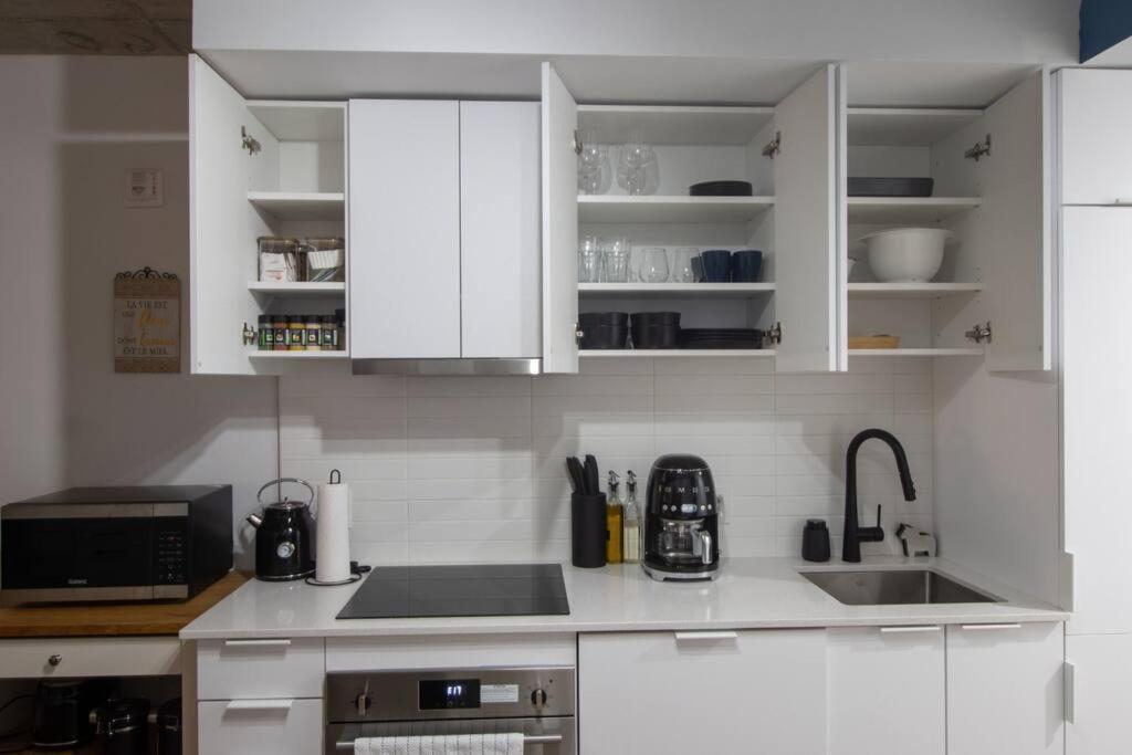 Apartment Bel Au Centre-ville Montreal