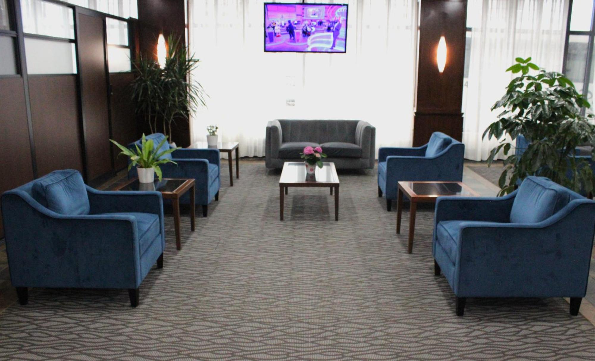 Radisson Airport 3*