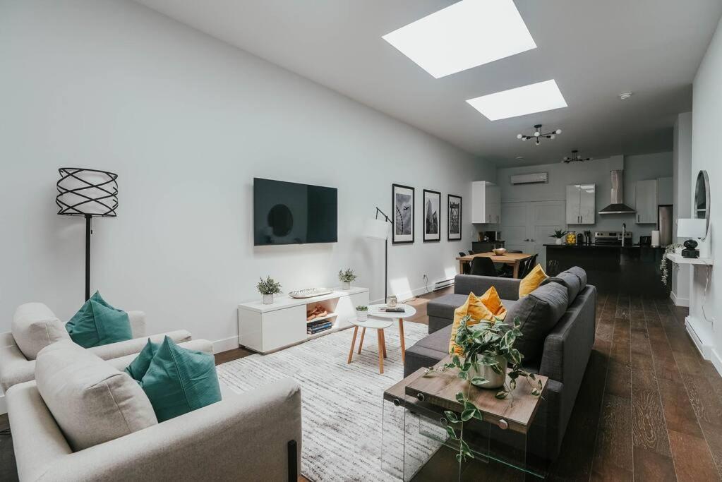 Apartment Hresidences Modern Apt On Main St Hubert Street Montreal