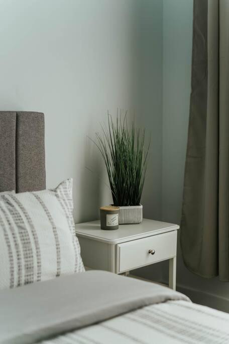 Hresidences Modern Apt On Main St Hubert Street Montreal
