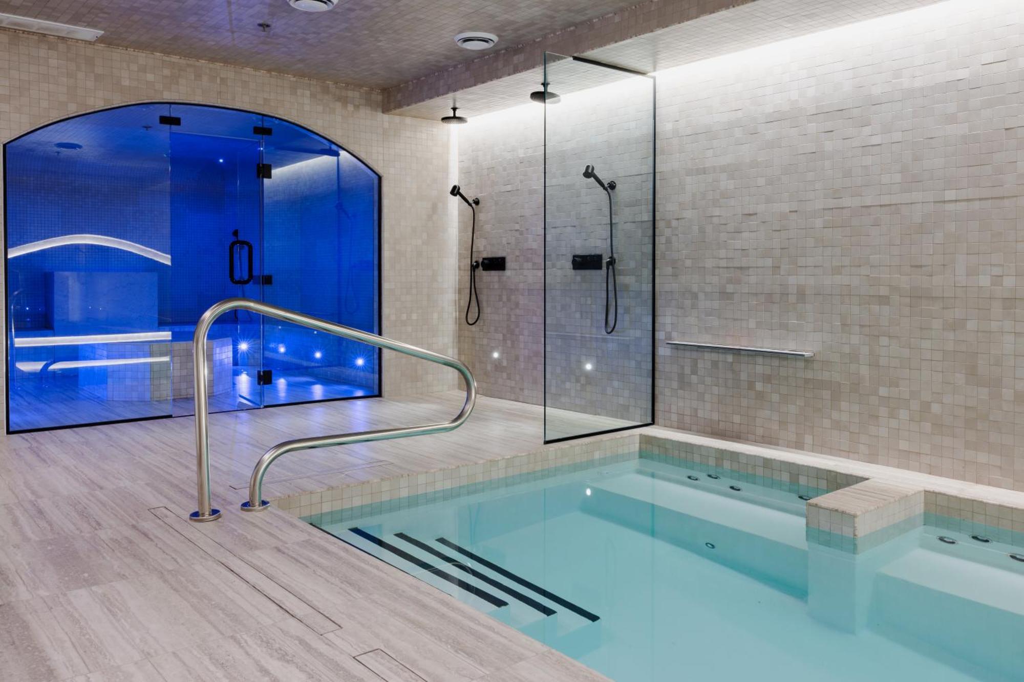 Inn & Carre Saint-louis Montreal