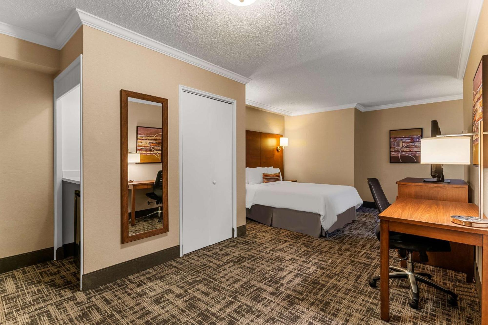Western Ville-marie & 4* Montreal