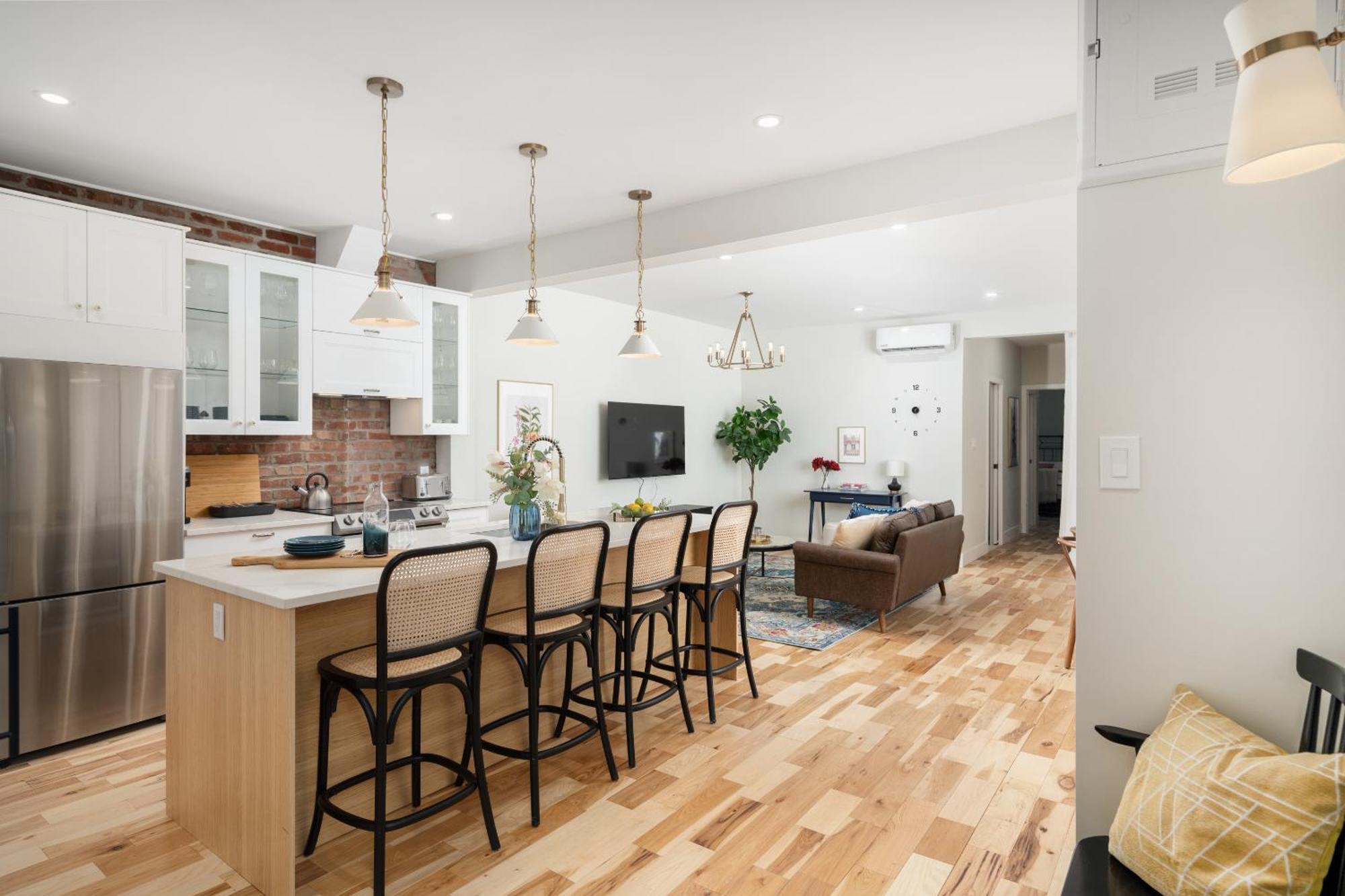 Les Suites Saint-laurent Apartment *