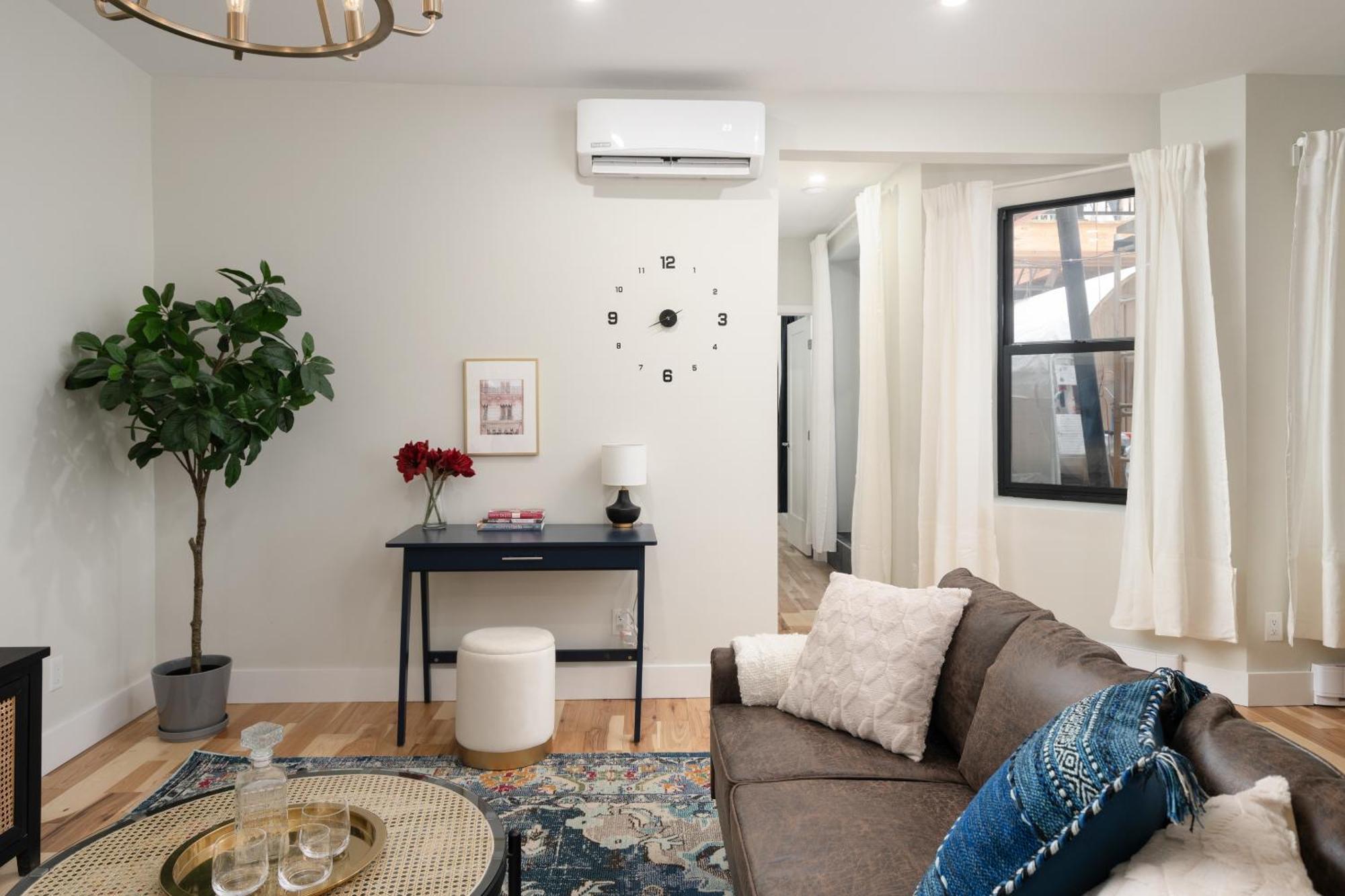 Apartment Les Suites Saint-laurent Montreal