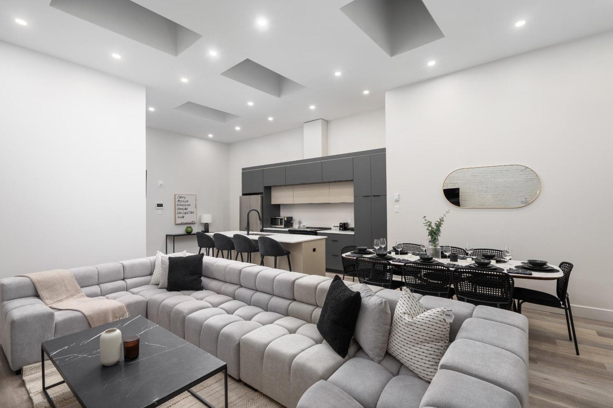 Young- Griffintown Apartment *