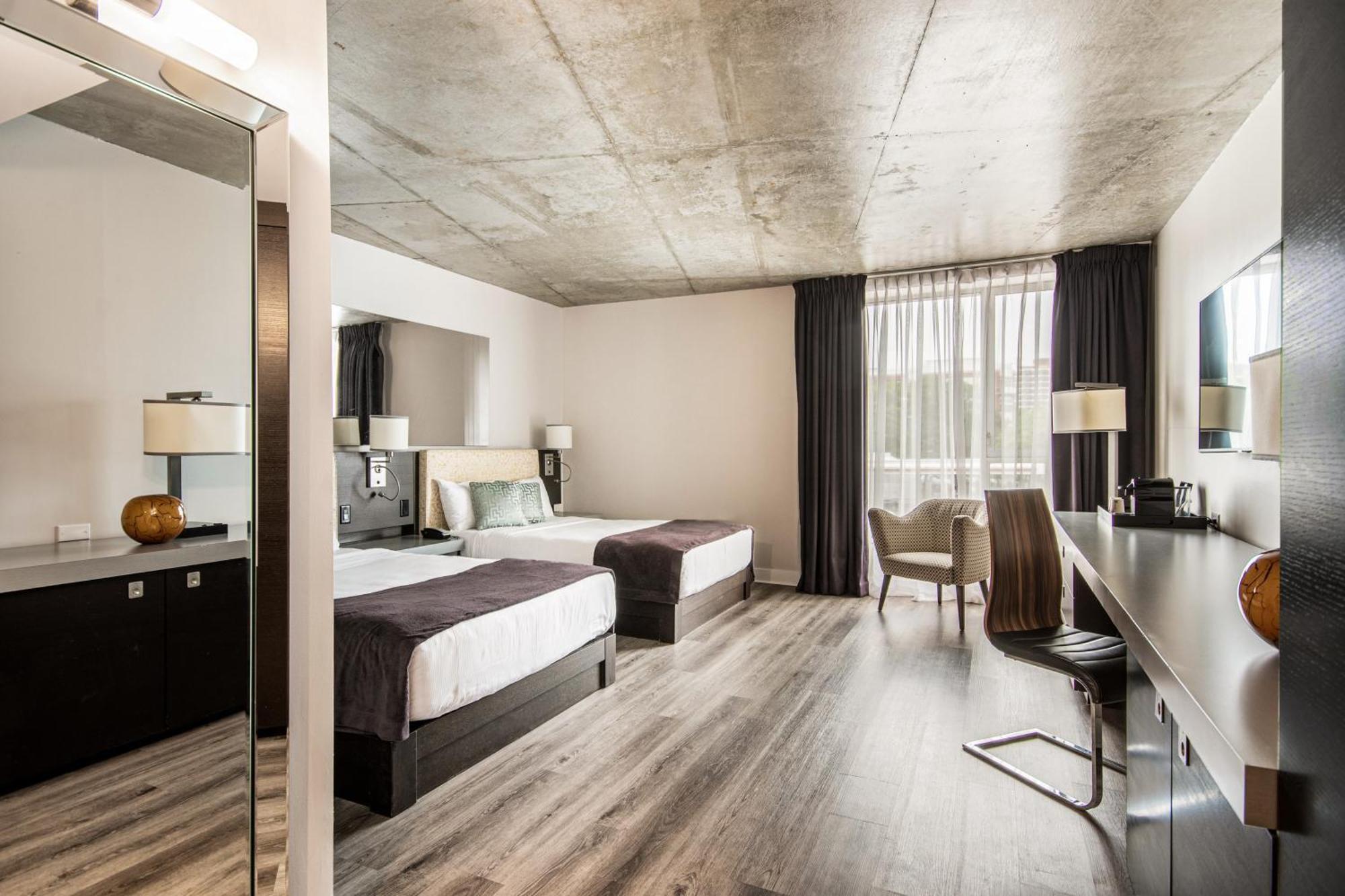 Hotel10 4*