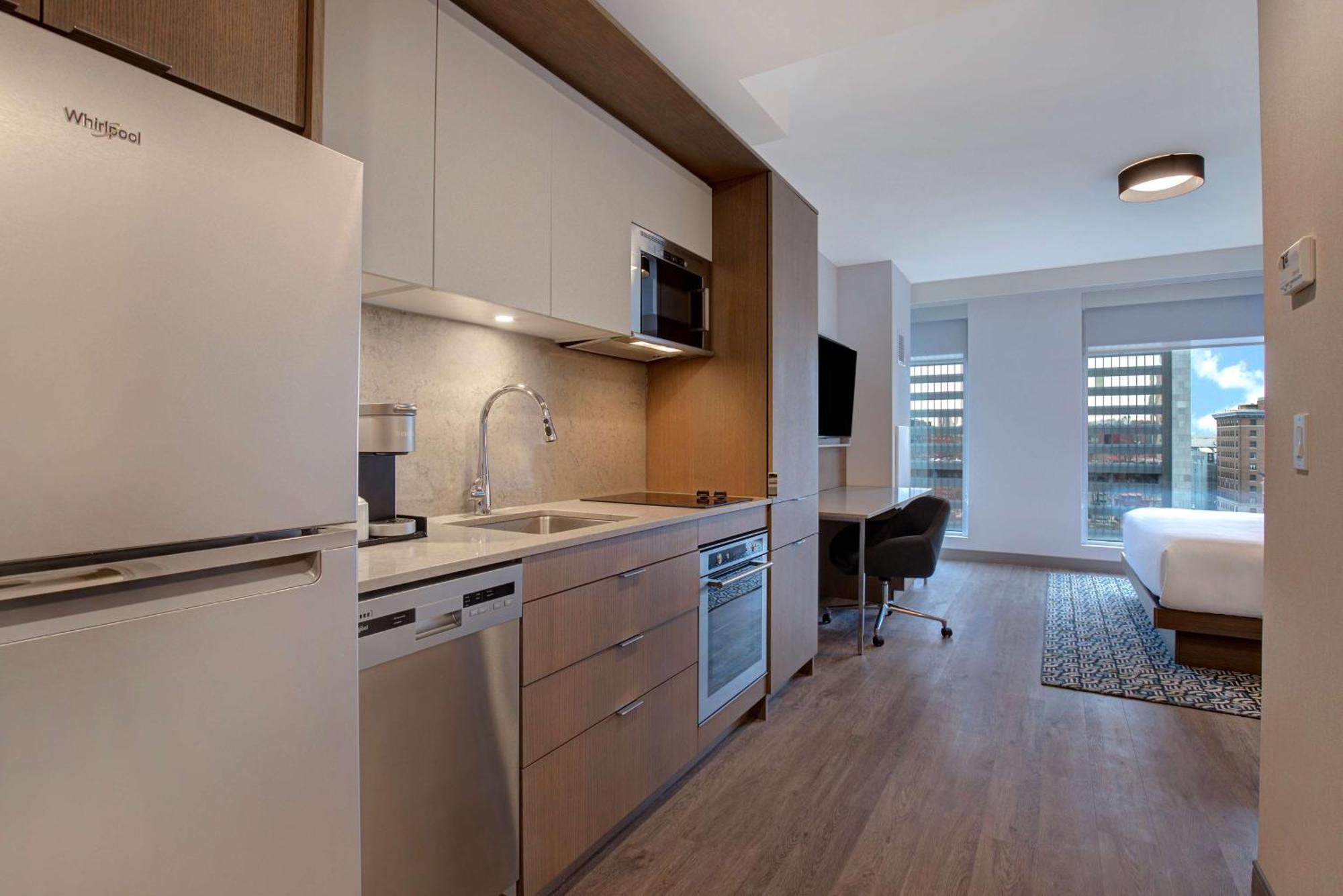 Homewood By Hilton Downtown 3* Montreal