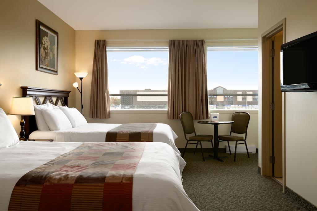 Days By Wyndham East 3*