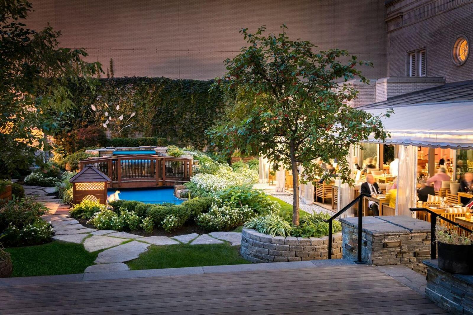 Hotel The Ritz-carlton,