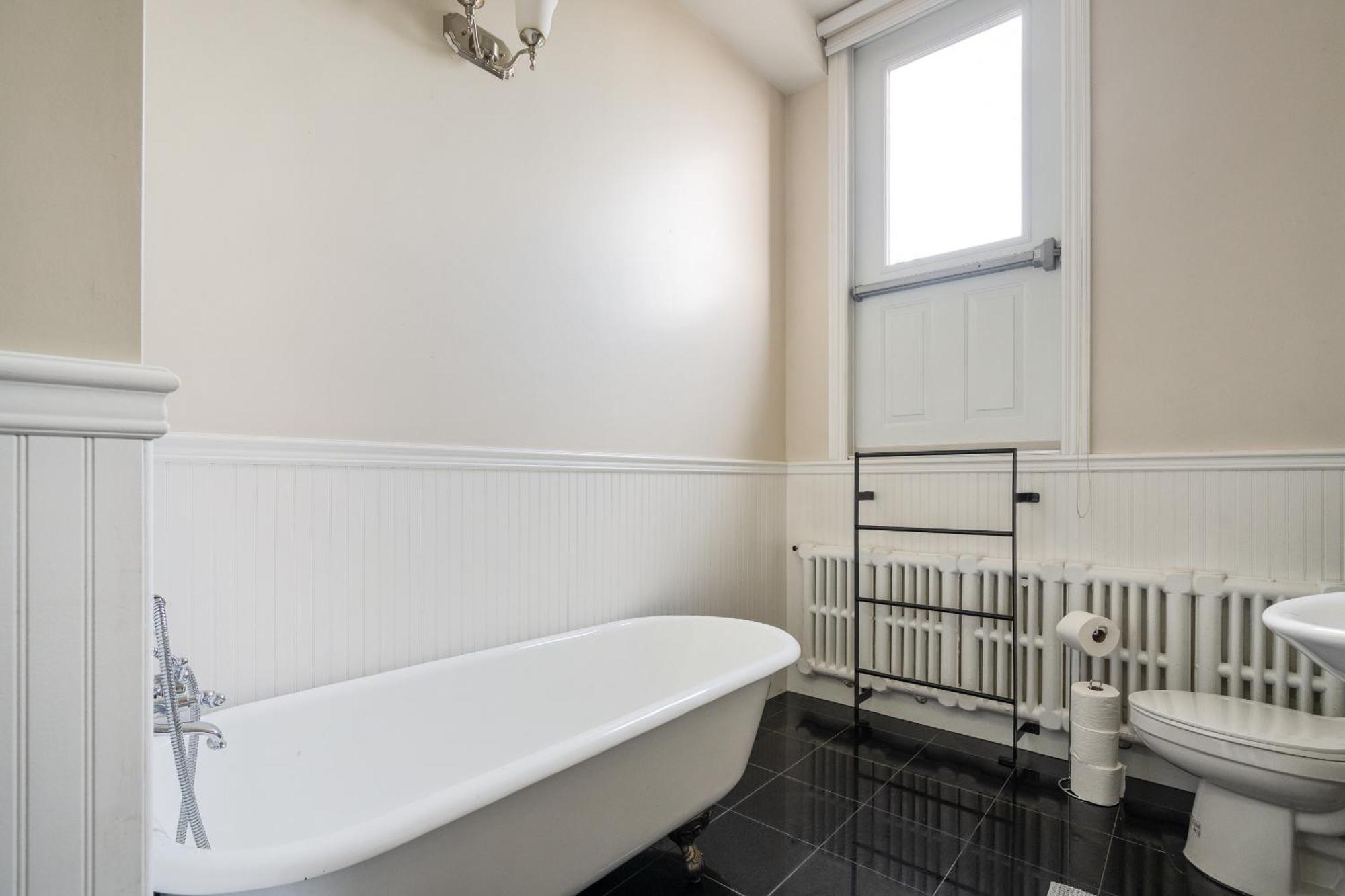 Apartment Penthouse / Sunset Private Terrace, 6bdrs-13guests Montreal