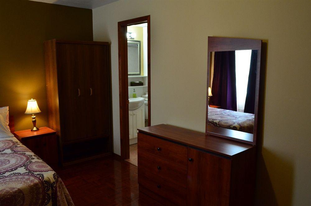 Hotel Saint-denis 3*