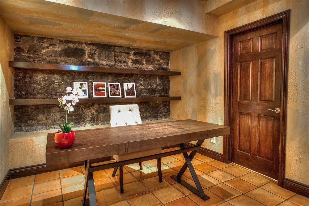 Apartment Chateau Vieux-montreal Montreal