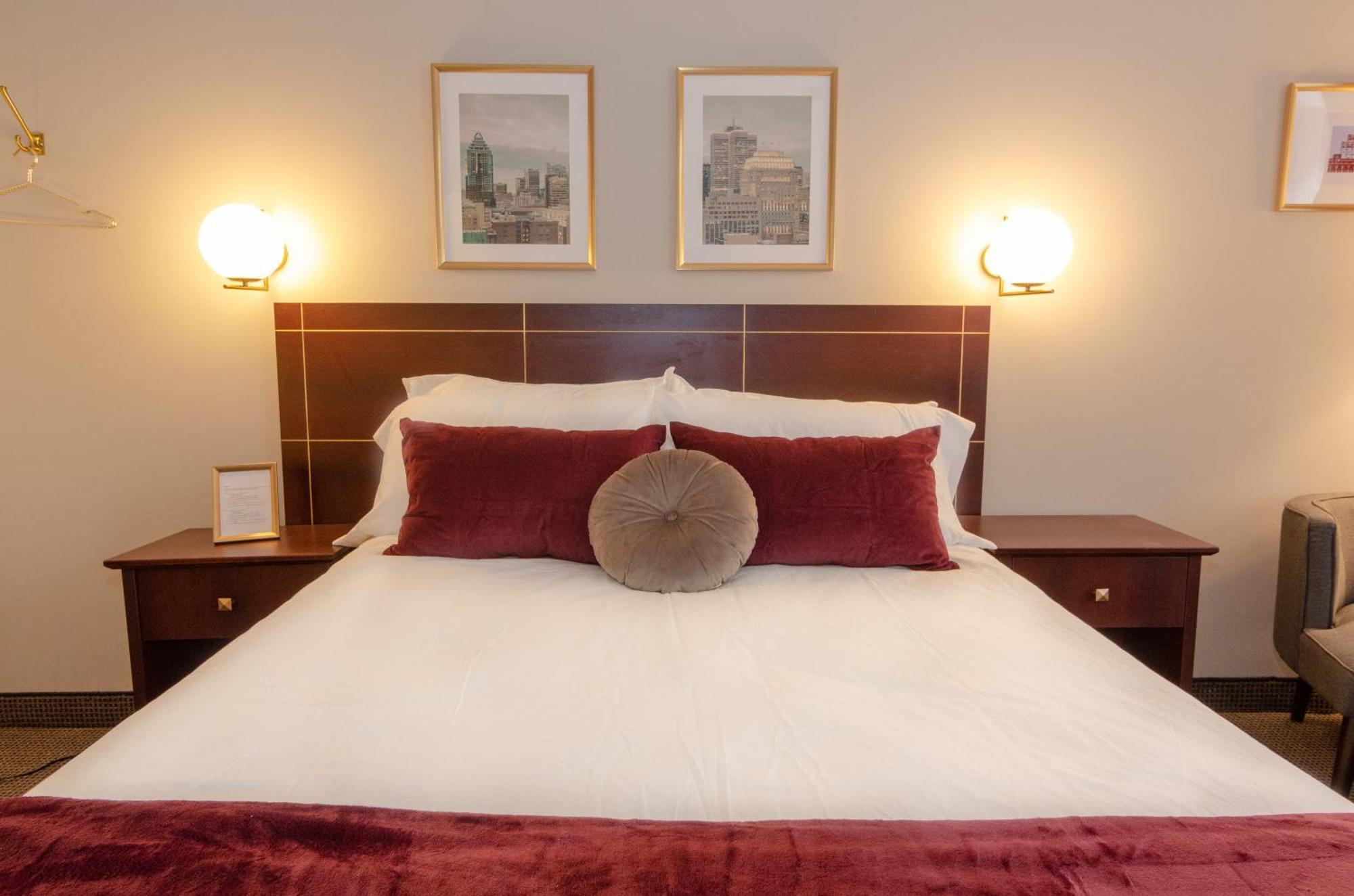 Hotel Dorion Montreal