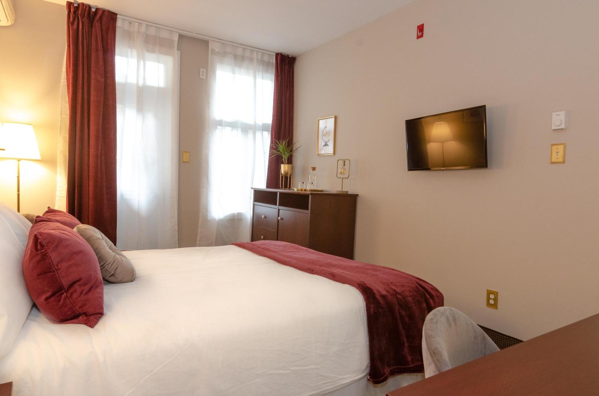 Dorion Hotel Montreal