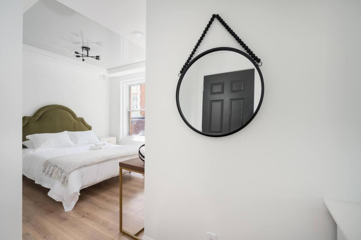Hotel Penfield Montreal