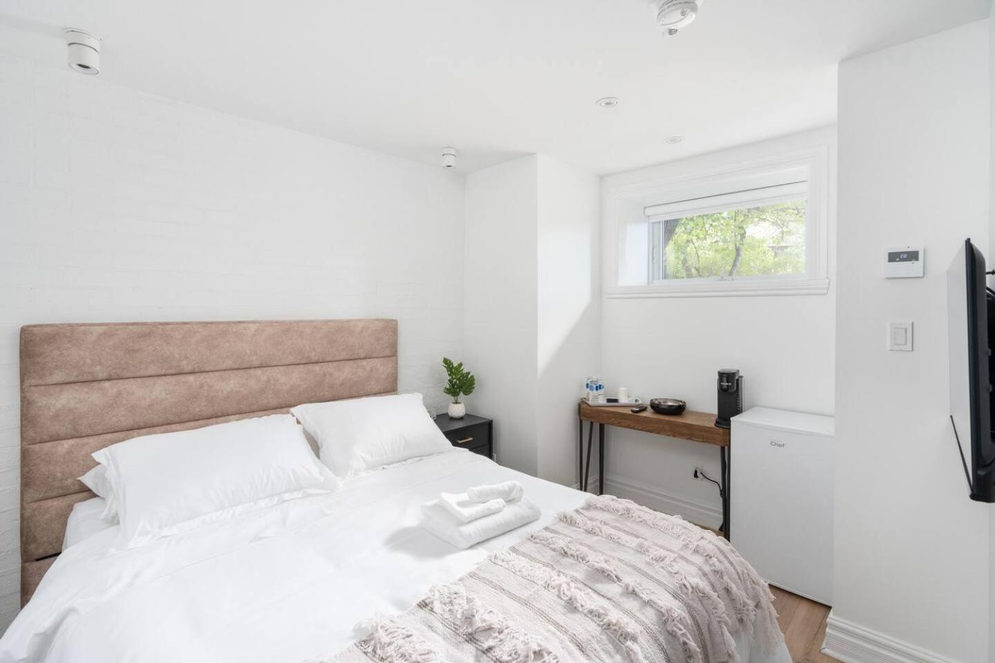 Hotel Penfield Montreal