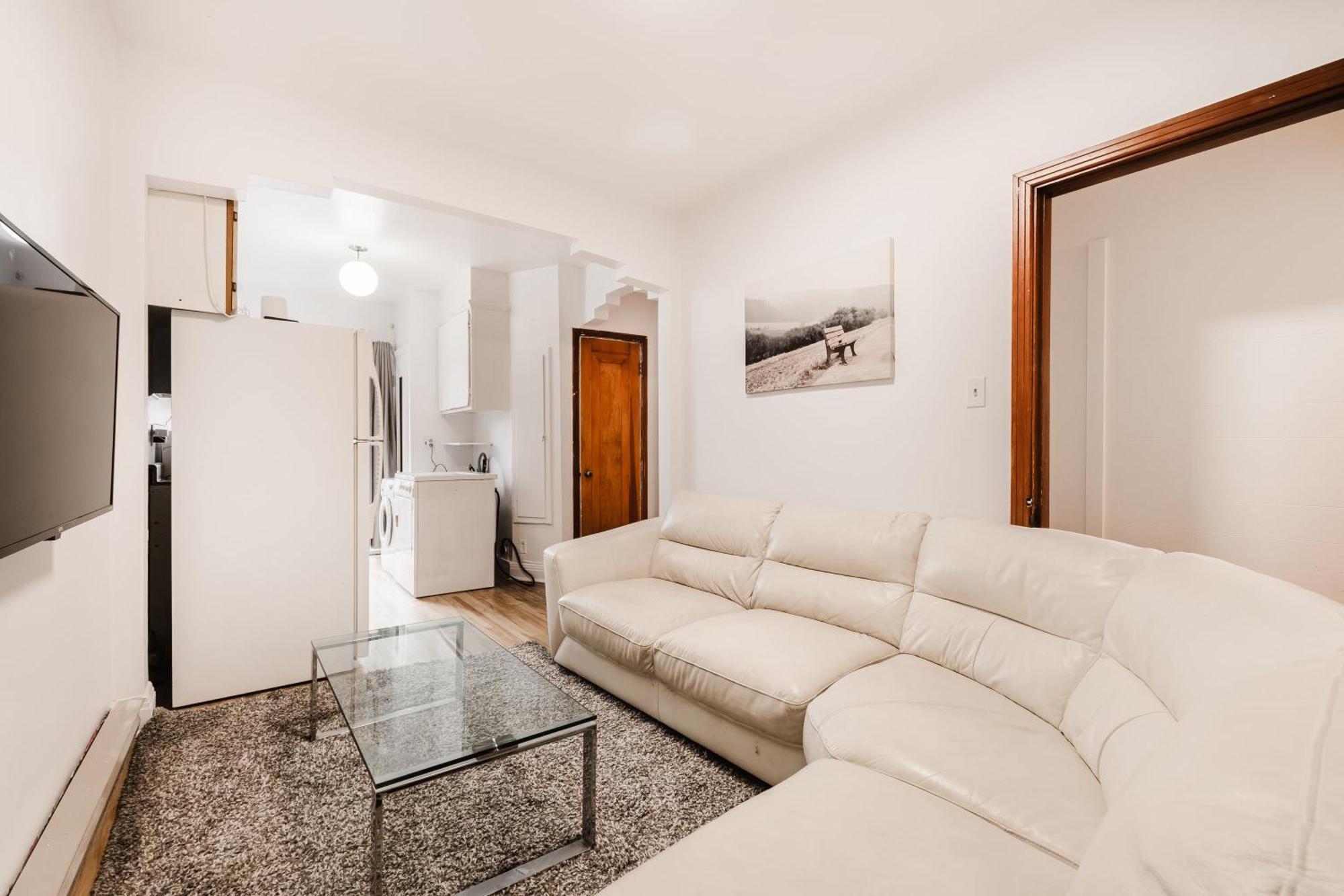 One Bedroom With Balcony - 2159-03 Apartment