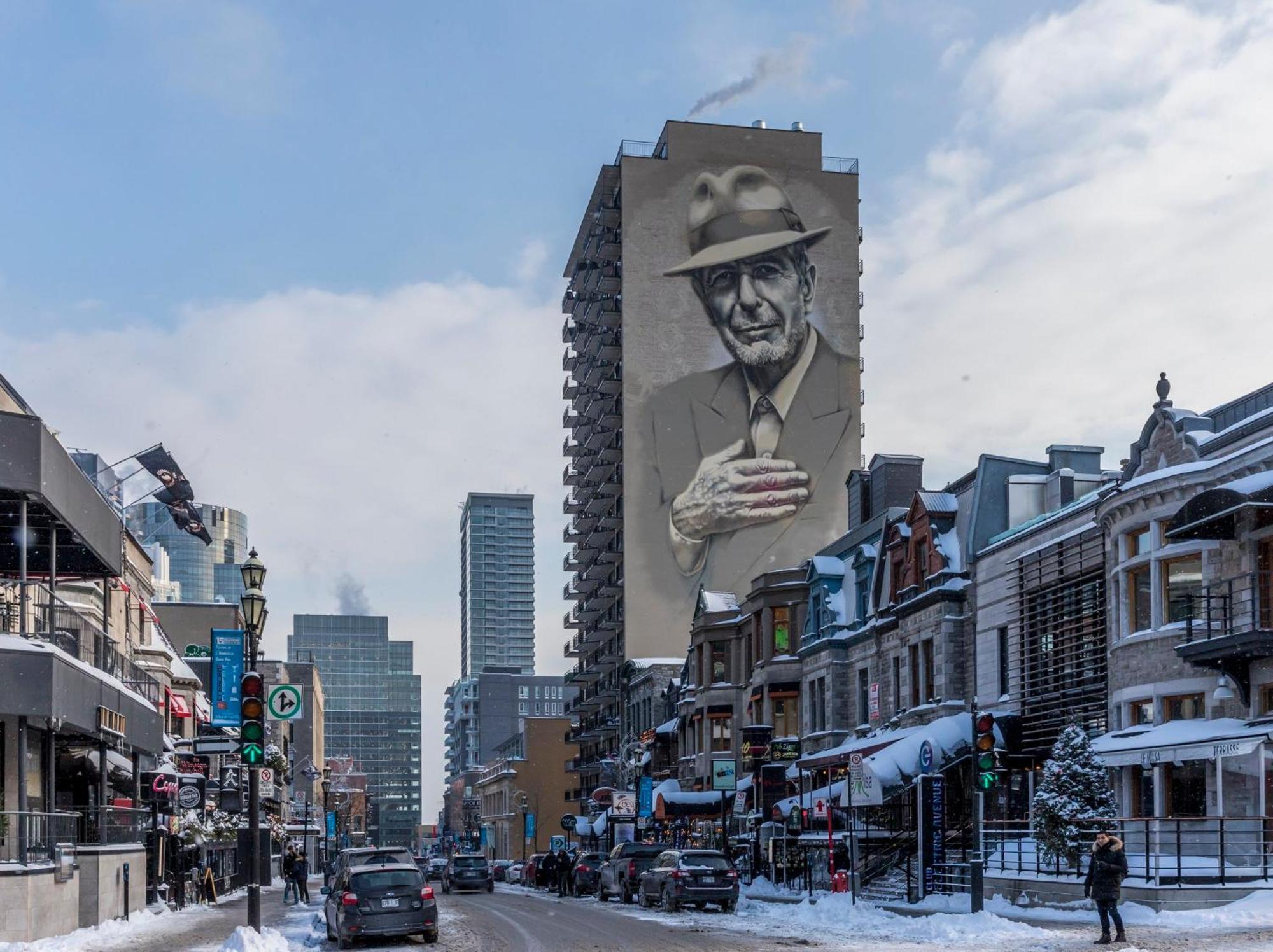 Holiday Inn Hotel & Suites - Montreal Centre-Ville Ouest By Ihg Hotel 4*