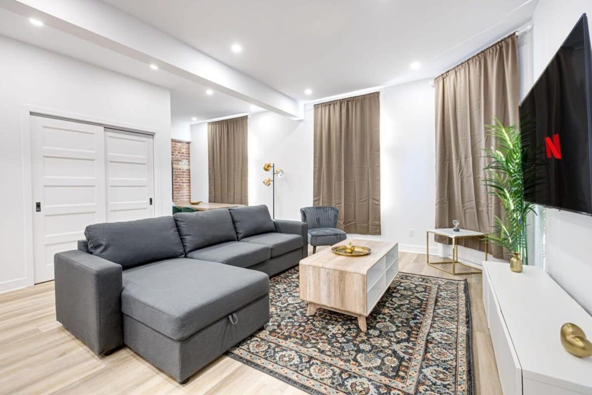 Modern & Bright 3br With Sofabed In Mile-end * Montreal