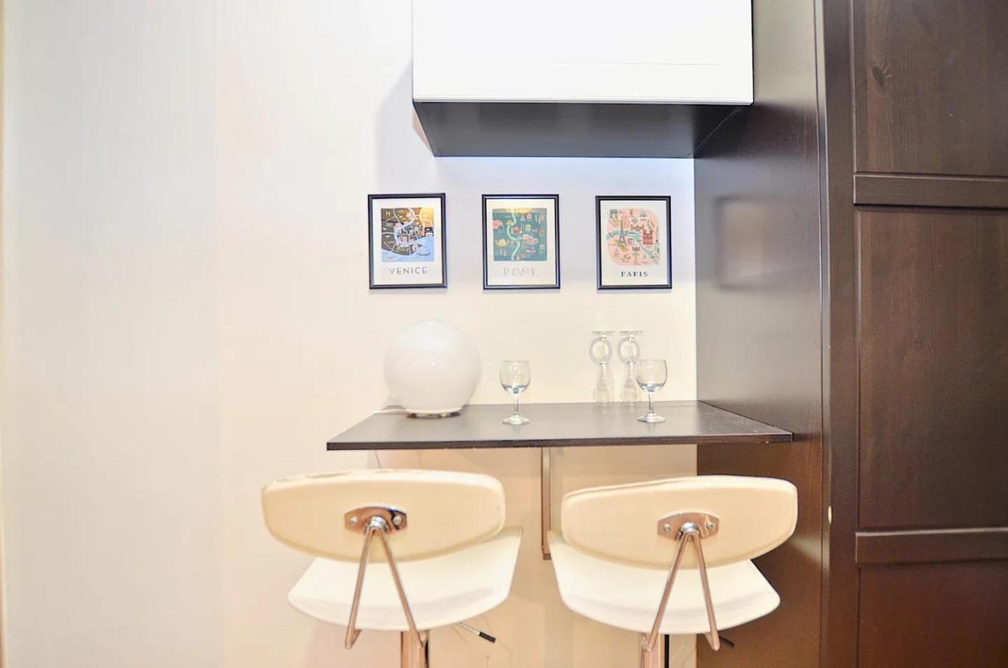 Stylish Urban Loft Downtown