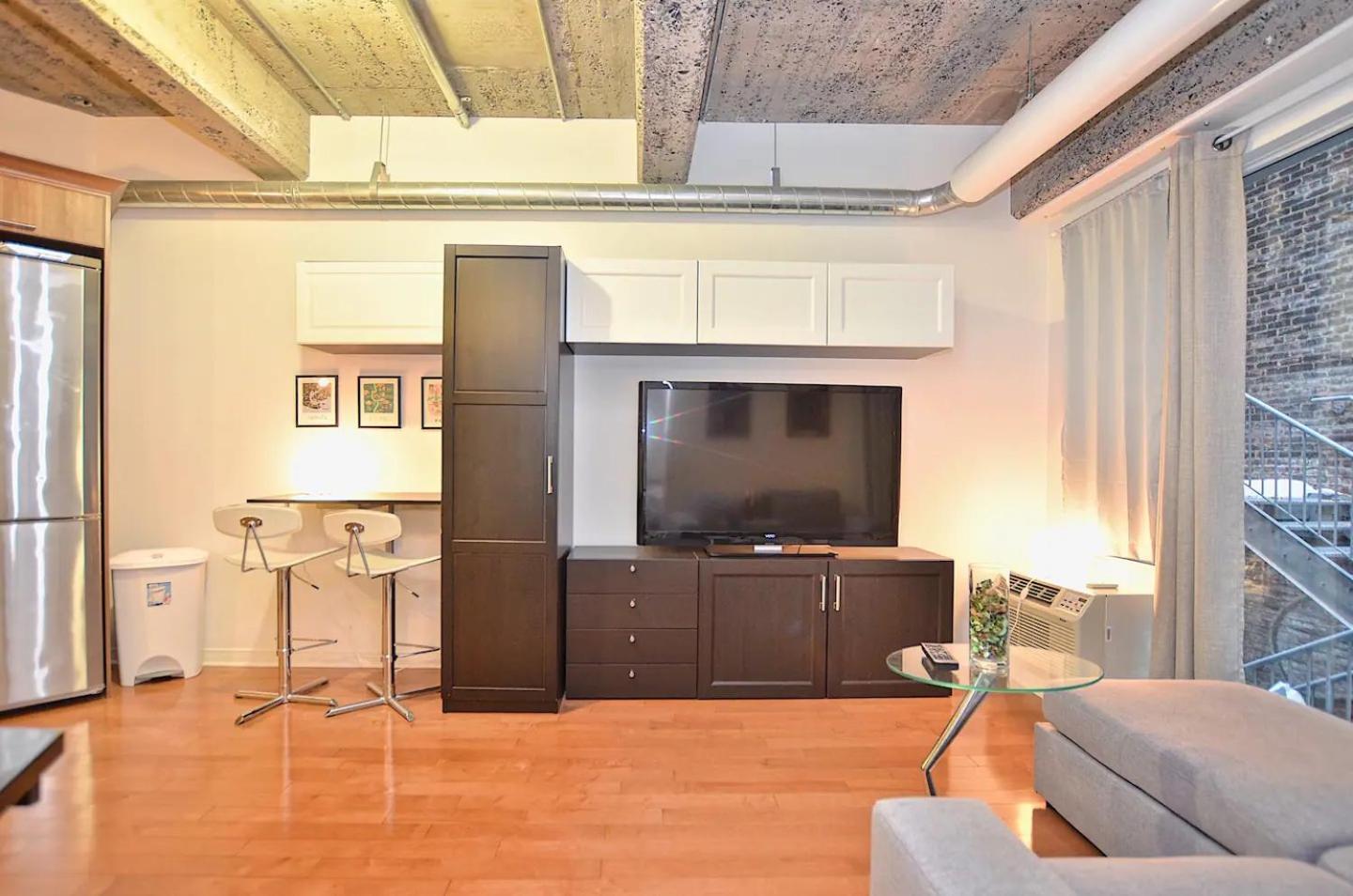 Stylish Urban Loft Downtown Montreal