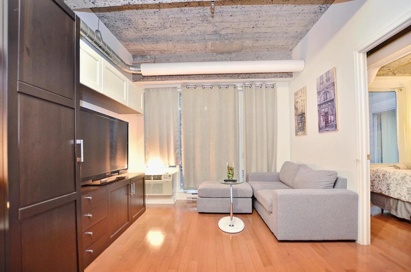 Stylish Urban Loft Downtown * Montreal