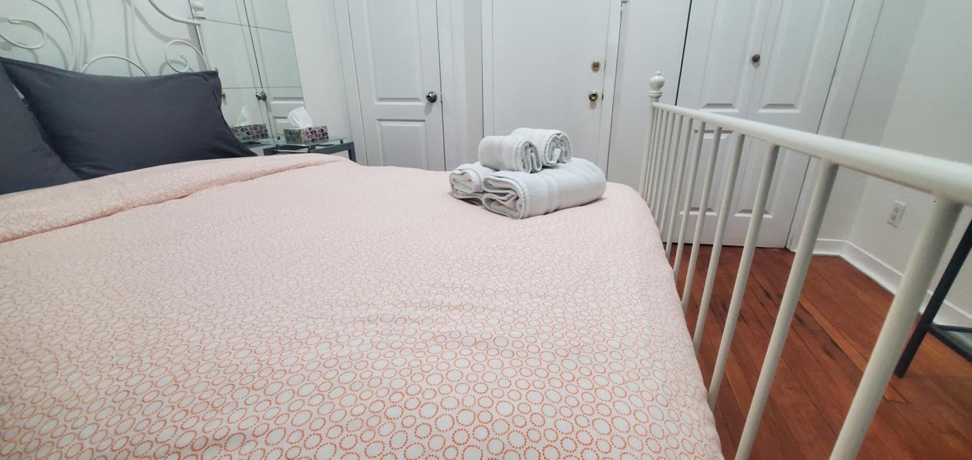 Heart Of Mtr For Memorable Experience 7minmetro 2 Backyard Fully Equipped Montreal
