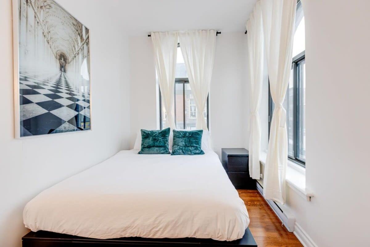 M11 Gorgeous Bright Corner 2br In Heart Of Mtl * Montreal