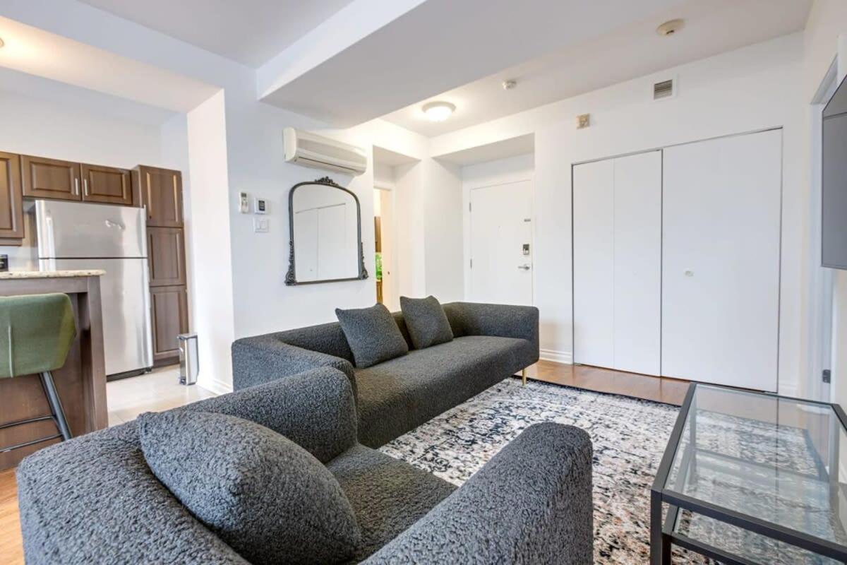 Apartment M11 Gorgeous Bright Corner 2br In Heart Of Mtl
