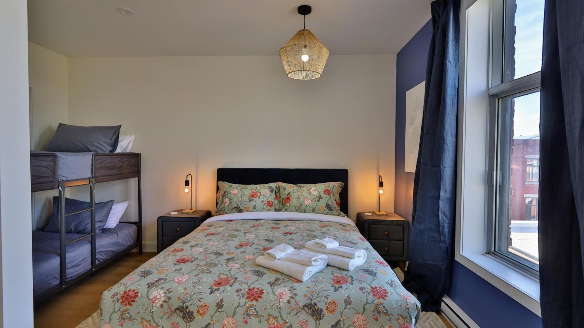 Le Duplex Vip * Montreal