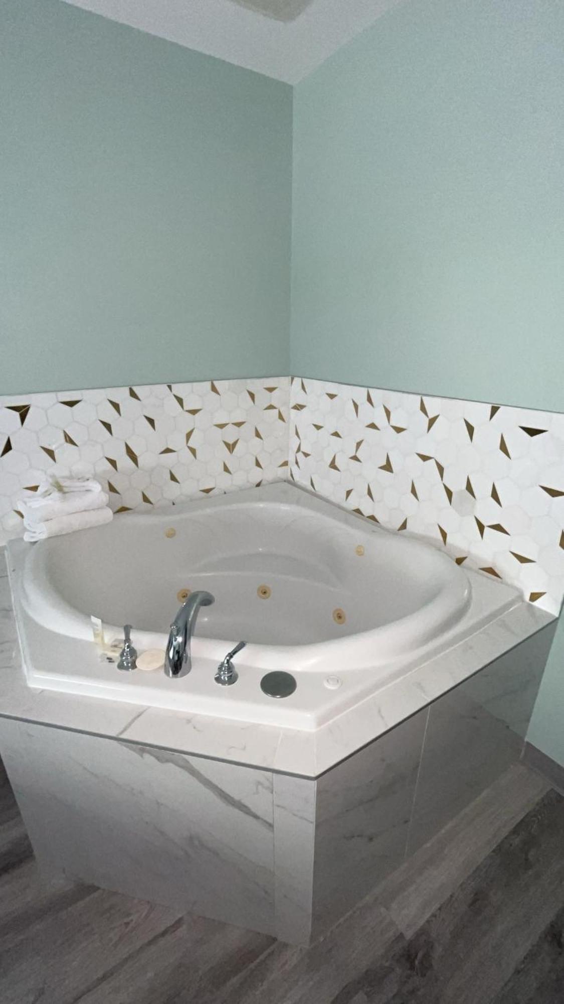Hotel Newstar Montreal