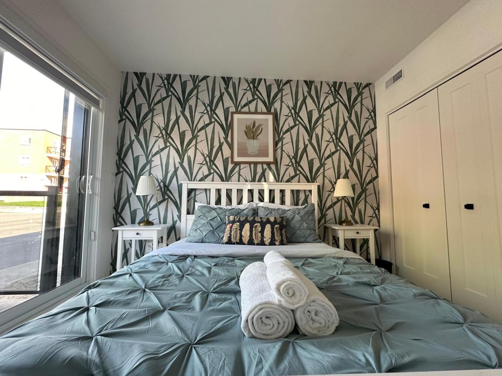 Apartment Restful Nights, Adventure Days Await! Montreal