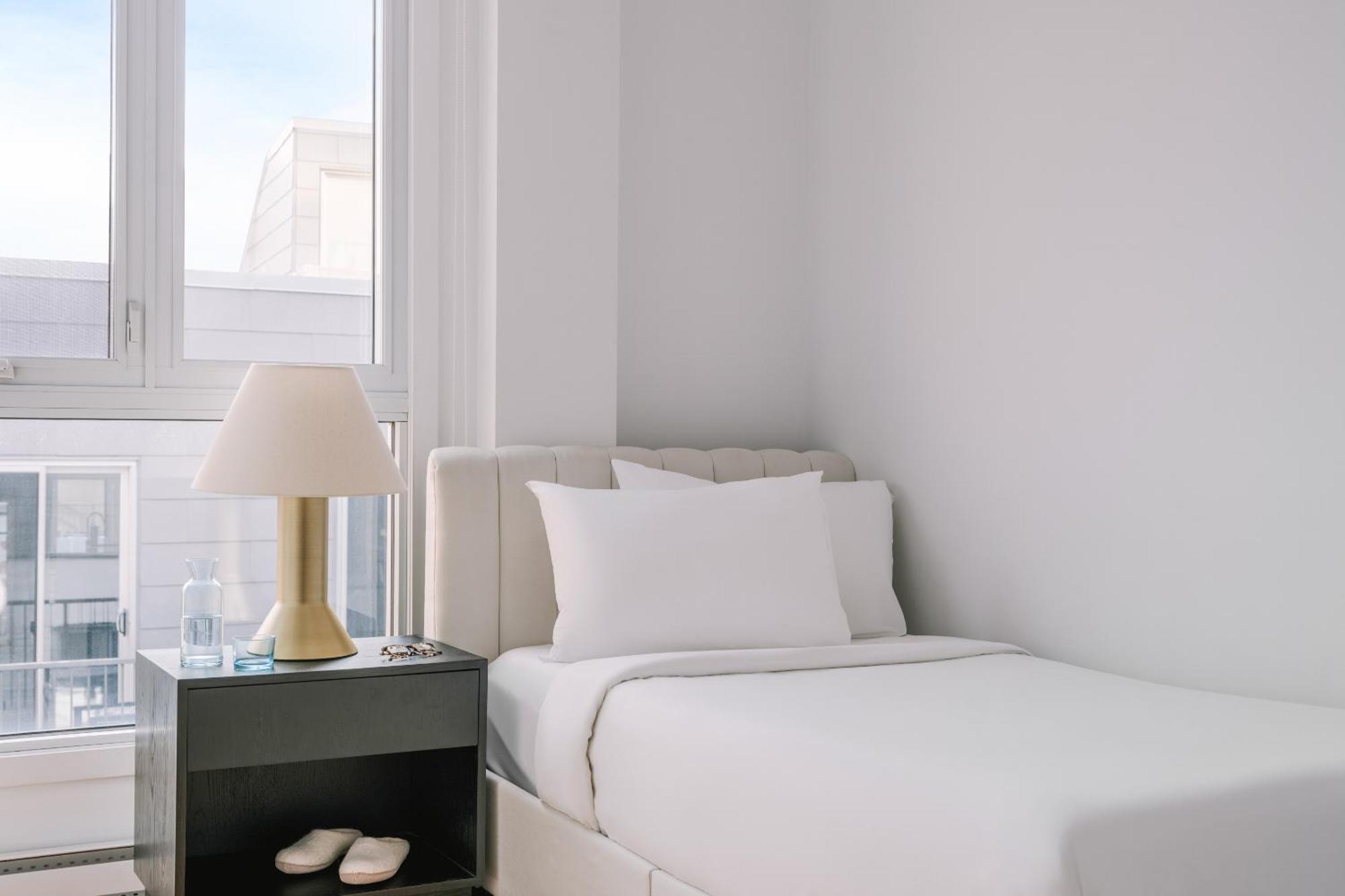 Sonder Penny Lane 4* Montreal