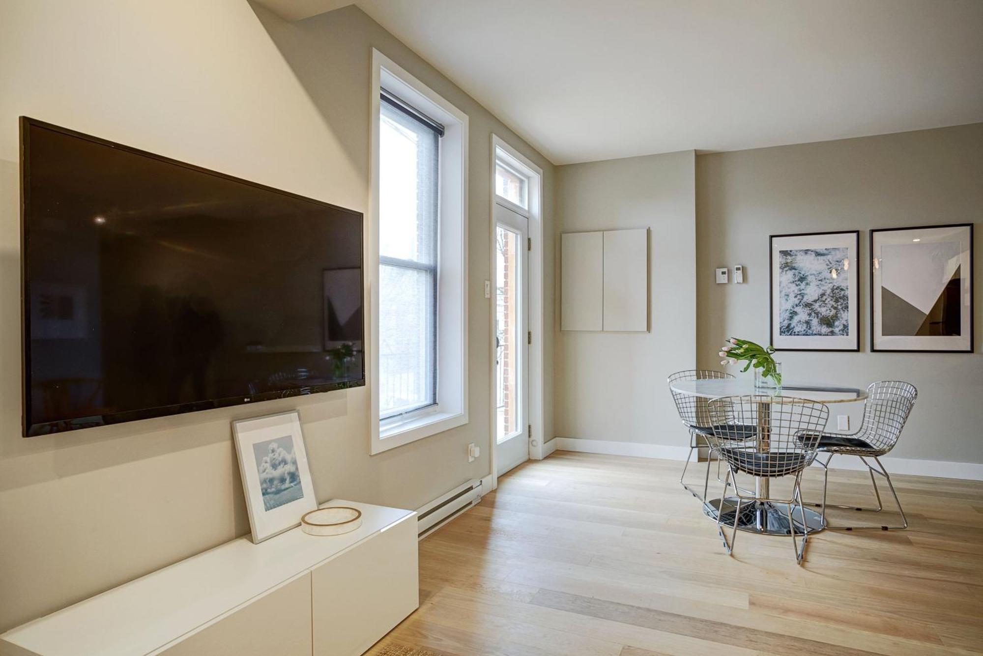 Apartment Explore From Sleek Contemporary By Den *