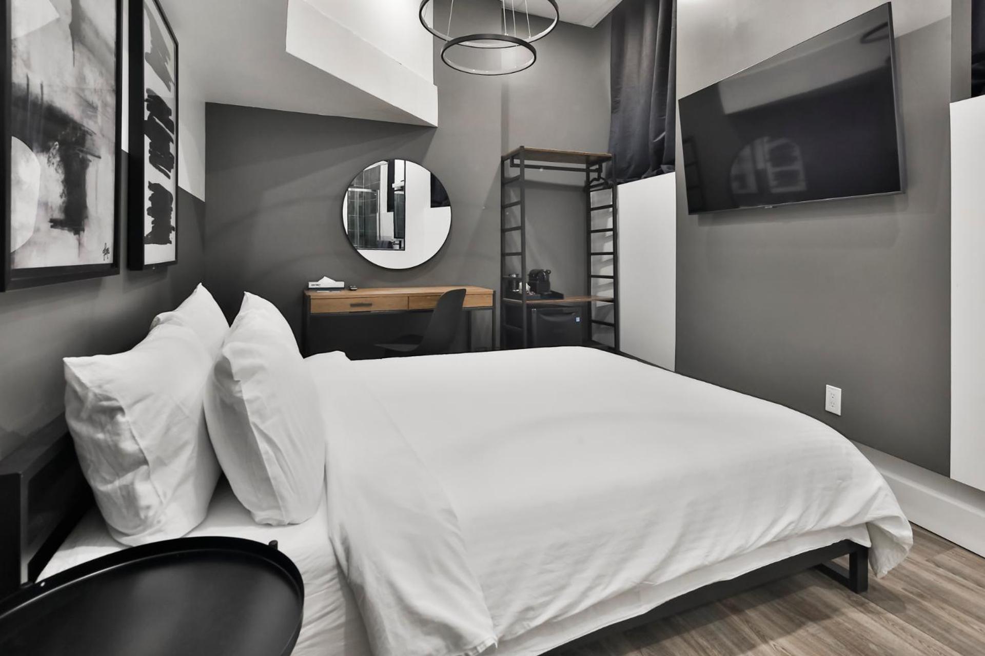 Hygie Boutique 3* Montreal
