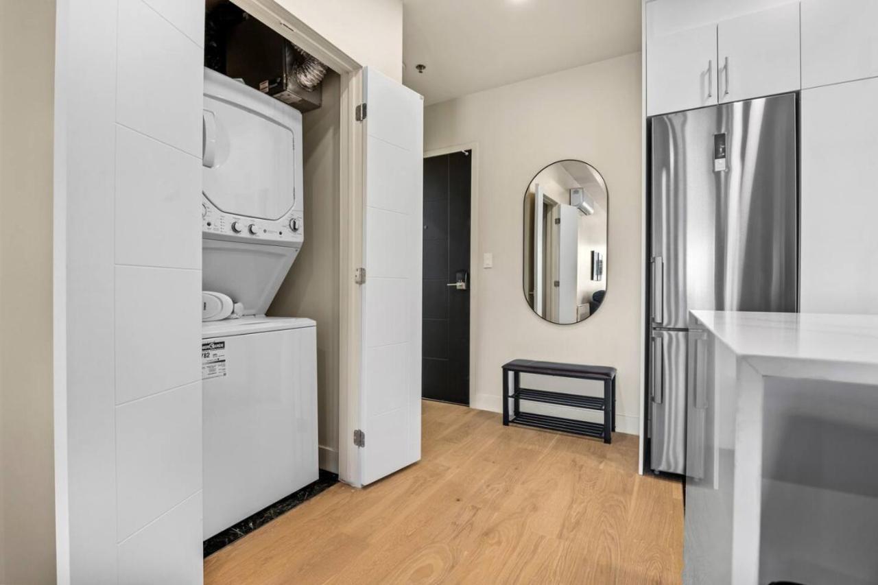 Apartment Luxe Downtown King Montreal