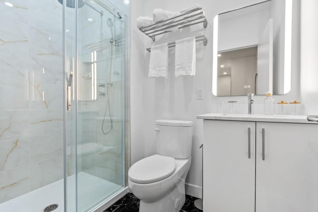 Apartment Luxe Downtown King Montreal