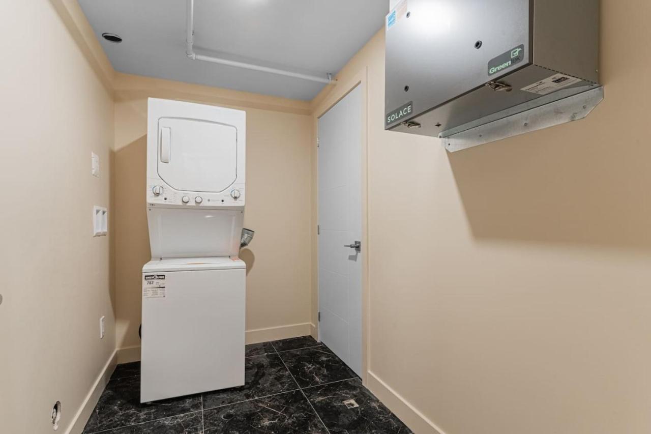 Double King Luxury 2br Montreal
