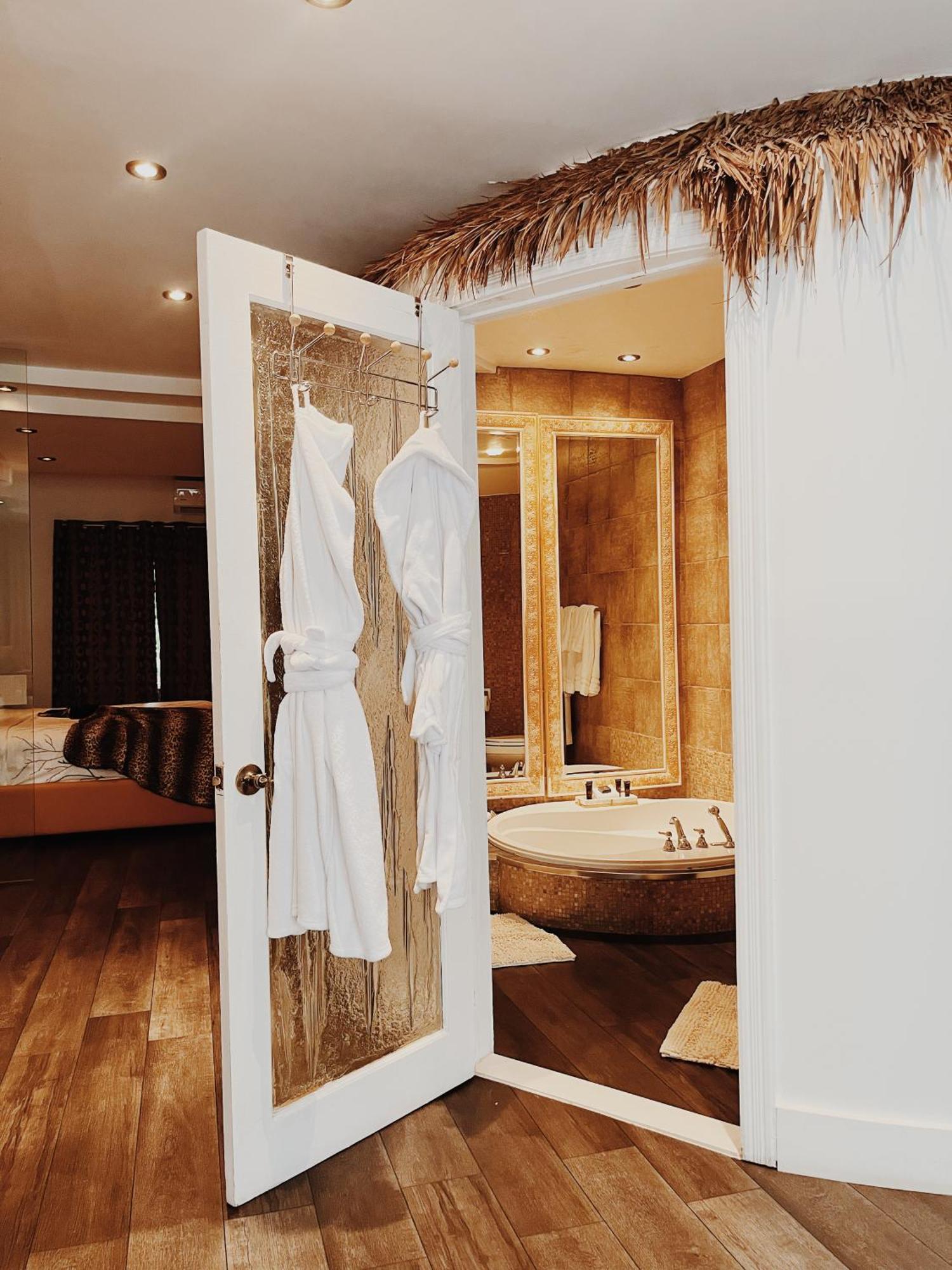 Kutuma Hotel 4*