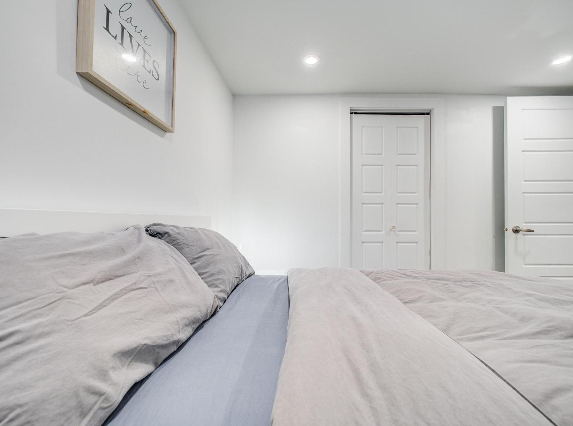 Apartment Ndg Spacious 4-br In The Heart Of Montreal