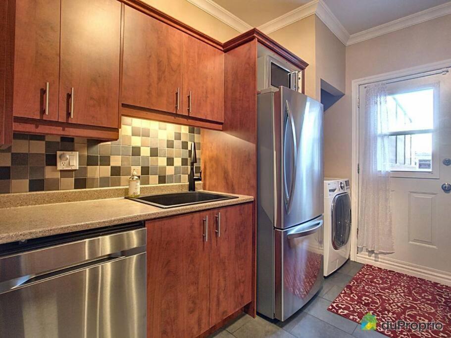 Downtown Retreat, Old Port, Palais Des Congres Apartment *