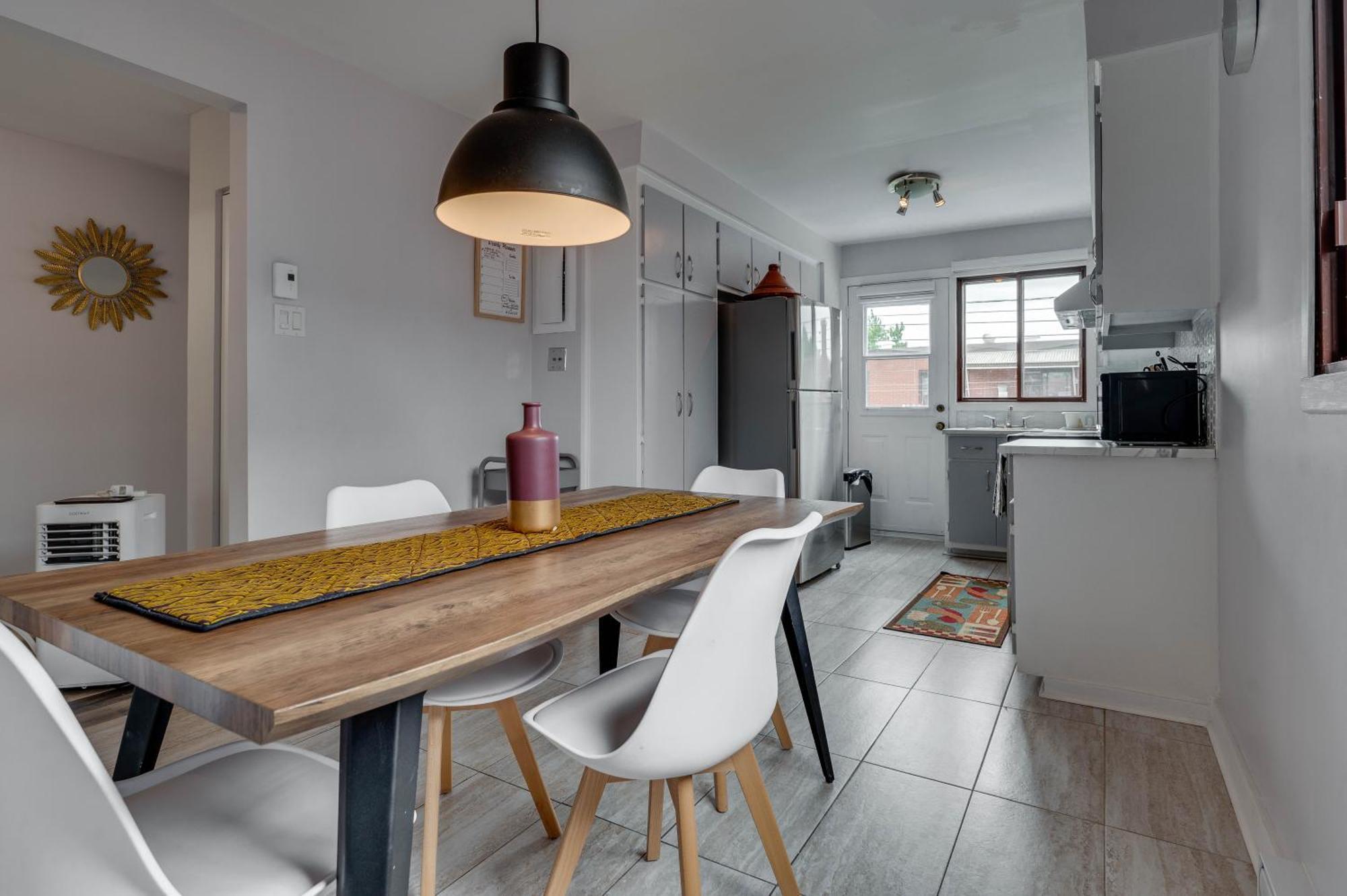 Apartment Chic Urban Escape In