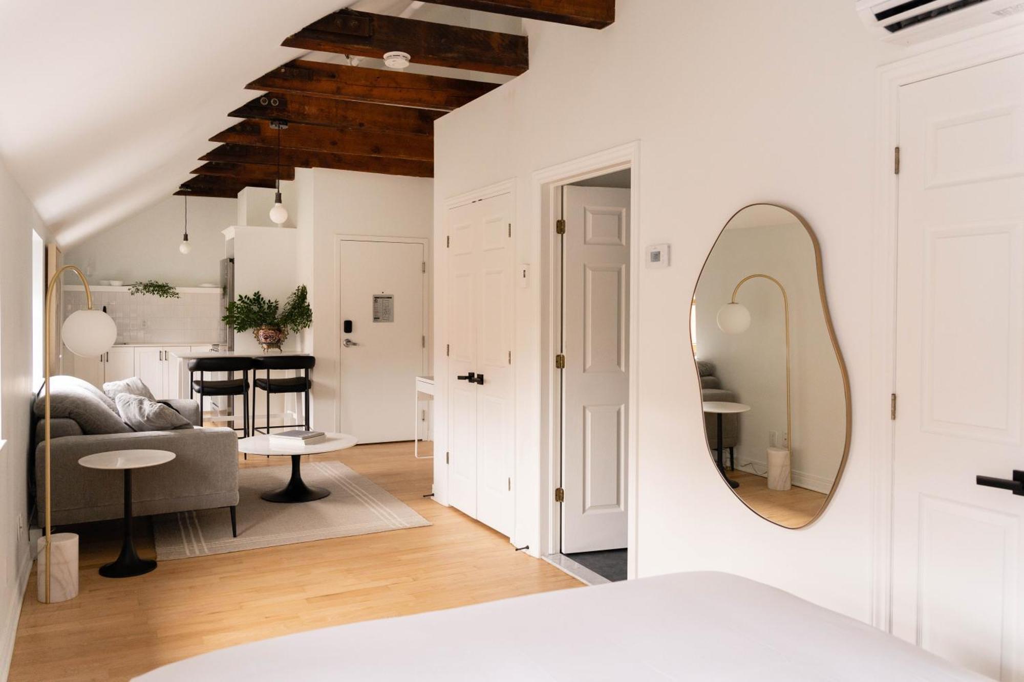 Maison Rasco By Luxury In Transit Montreal