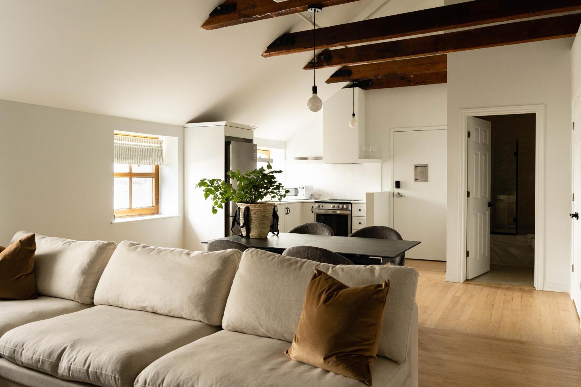Aparthotel Maison Rasco By Luxury In Transit Montreal