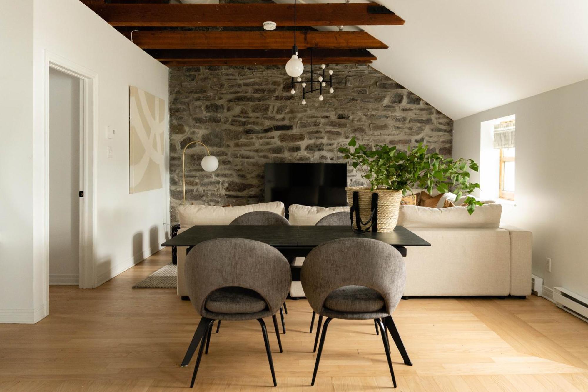 Maison Rasco By Luxury In Transit 4* Montreal