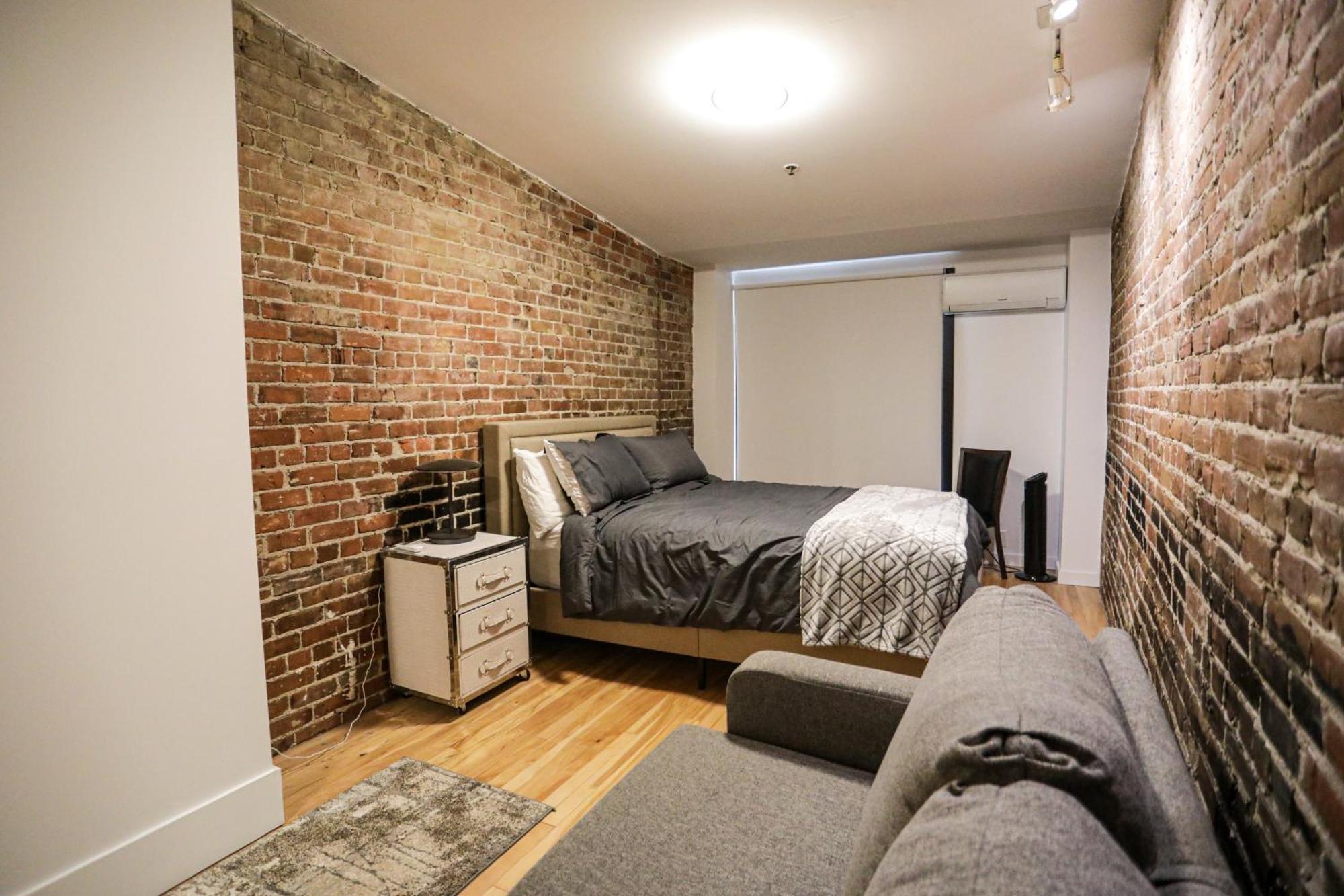 Elegant 1 Bedroom In Old Port- 301